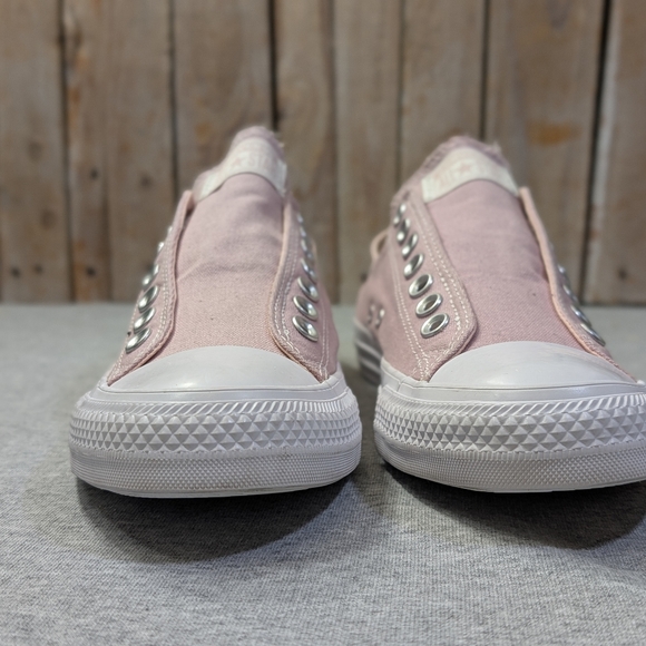 Converse All Star Women's Laceless Slip On Canvas Sneakers - Size 9 - Picture 2 of 7